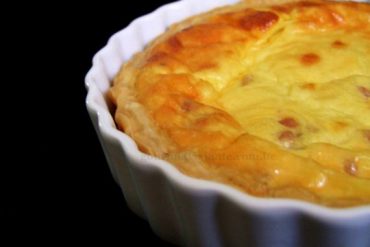 Passo a passo a receita da quiche Lorraine com 4 ingredientes