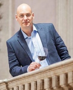 A diferença entre Master of Wine e Master Sommelier